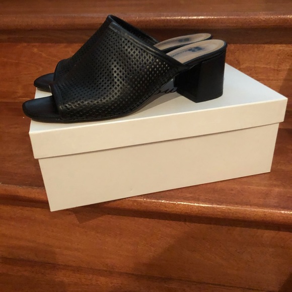 Sandals black from browns store - Picture 3 of 6